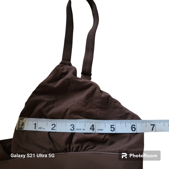 Skims Fits Everbody Triangle Bralette Cocoa Size M NWT (BR-TRI-2024) - Picture 10 of 11